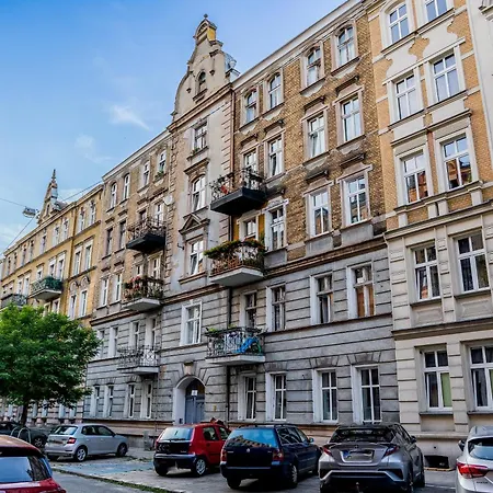 Kilinskiego Spacious By Bookinghost