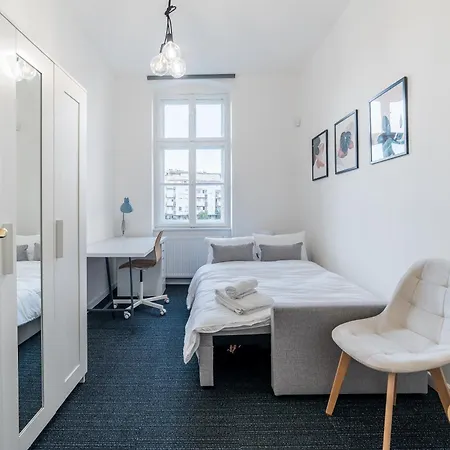 Daire Kilinskiego Spacious By Bookinghost Poznan